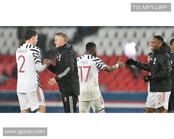 波特诺与奥林匹亚的激烈对决揭示足球战术与团队精神的完美结合 波特诺与奥林匹亚的激烈对决揭示足球战术与团队精神的完美结合