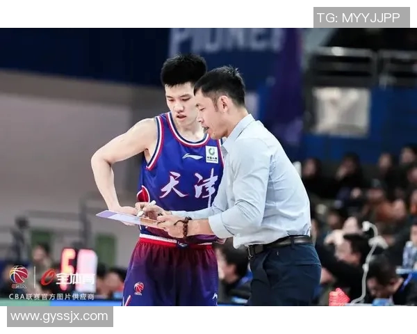 赛季首战告捷!CBA球队山东高速大胜对手,士气大振 赛季首战告捷!CBA球队山东高速大胜对手,士气大振