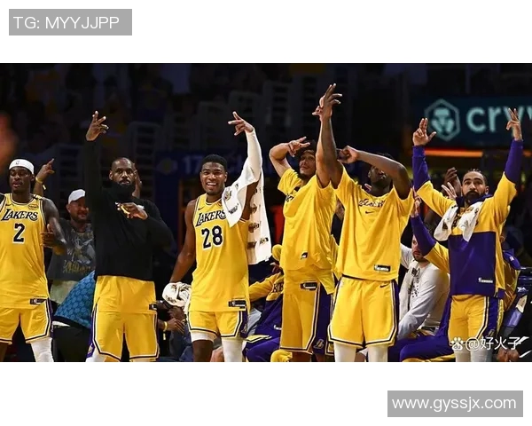 小牛与湖人激战正酣赛果揭晓引发球迷热议与期待